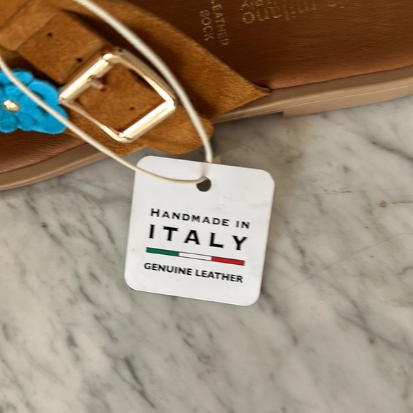 New Handmade Italian Sophia Milano Suede Flowers Flat Slip On Sandals  Size 7.5 - Picture 10 of 11